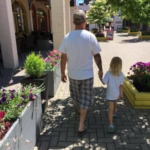 Meet your Posher, Derek